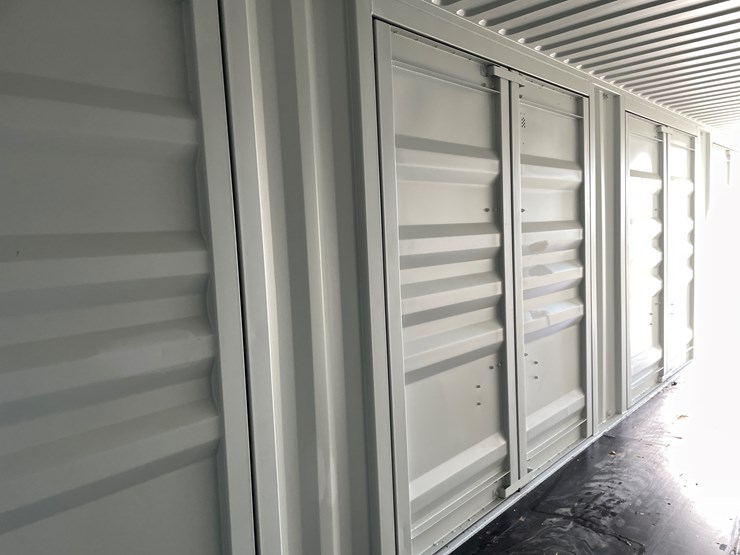 #111-•-40'-high-cube-multi-door-shipping-container-image-22