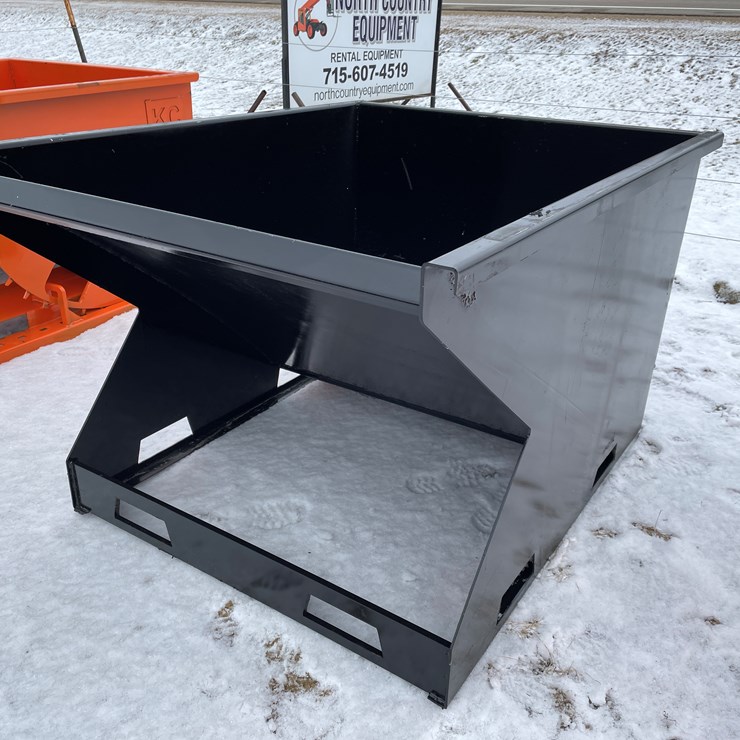 #2007 • 1.5 Yard Skid Steer Mount Trash Hopper