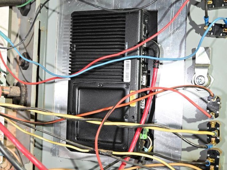 #116-•-cleereman-38-3hb-carriage-and-track-image-49