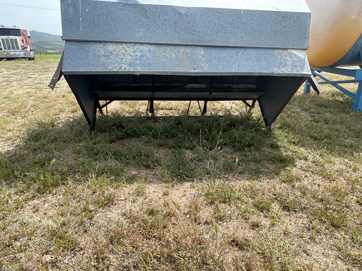 #4074-•-cattle-feeder-image-2