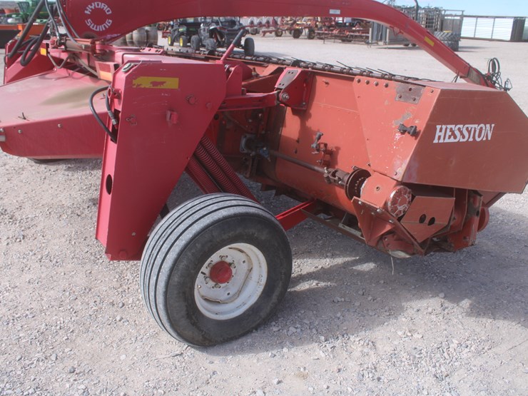hesston-1170-image-35