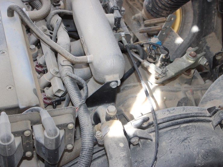 john-deere-gator-image-24