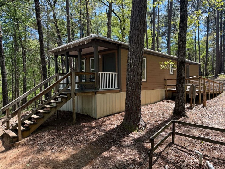 fema-cottage---2008-deer-valley-hb-mobile-home-image-1