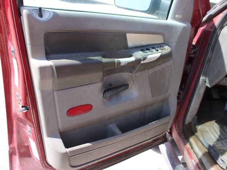 2007-dodge-ram-2500-image-25