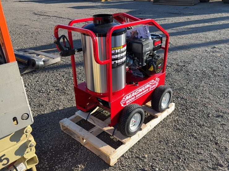 #2089-•-magnum-4000-portable-pressure-washer-image-4