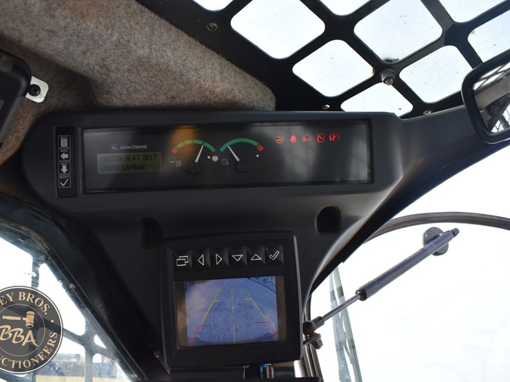 2023-deere-333g-image-45