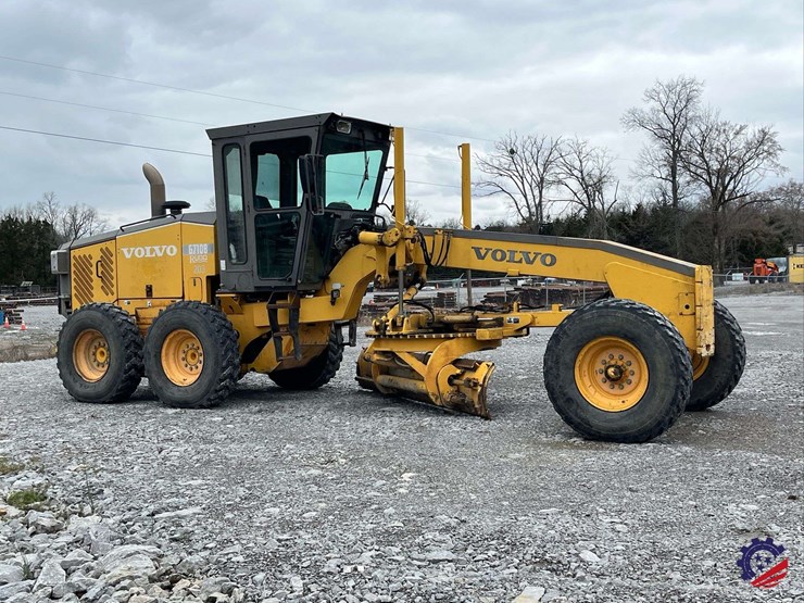 2003-volvo-g710b-image-7