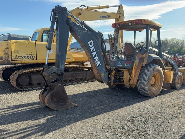 john-deere-310-image-10