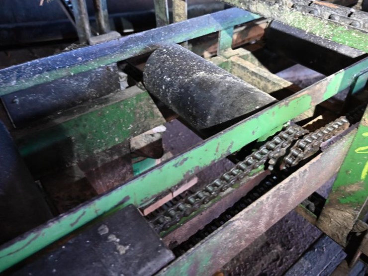 #156-•-roll-case-image-12