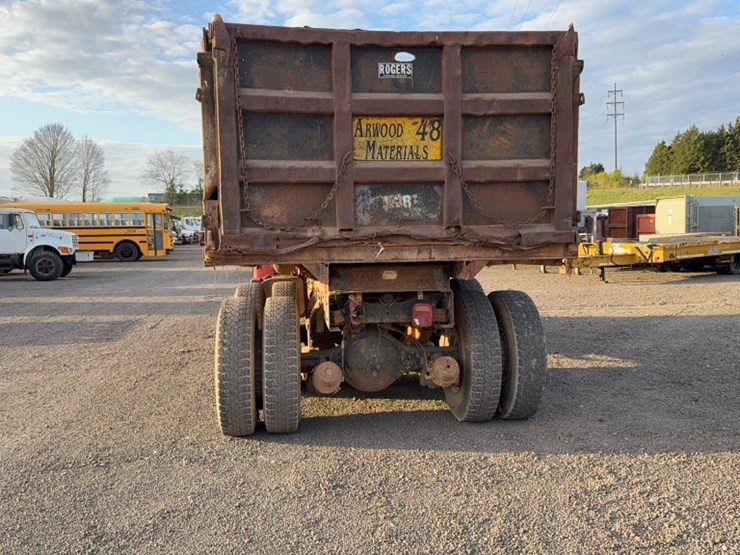 1988-ford-l8000-image-8