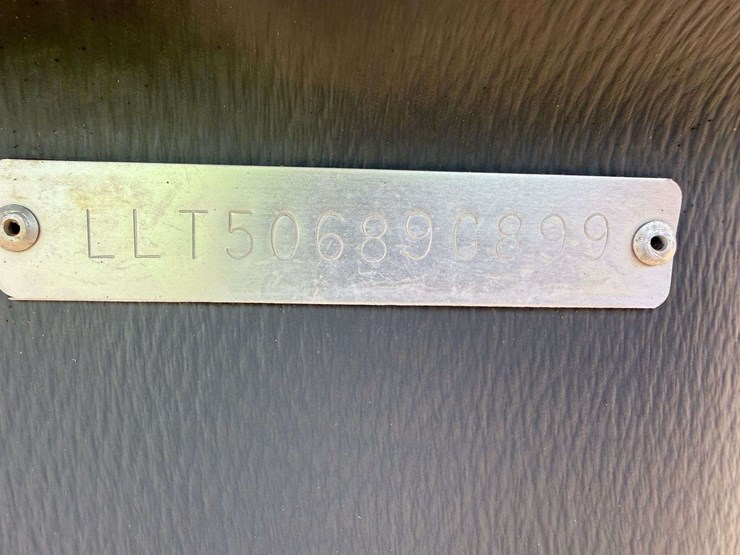 basstender-11.3-mini-bass-boat-image-19