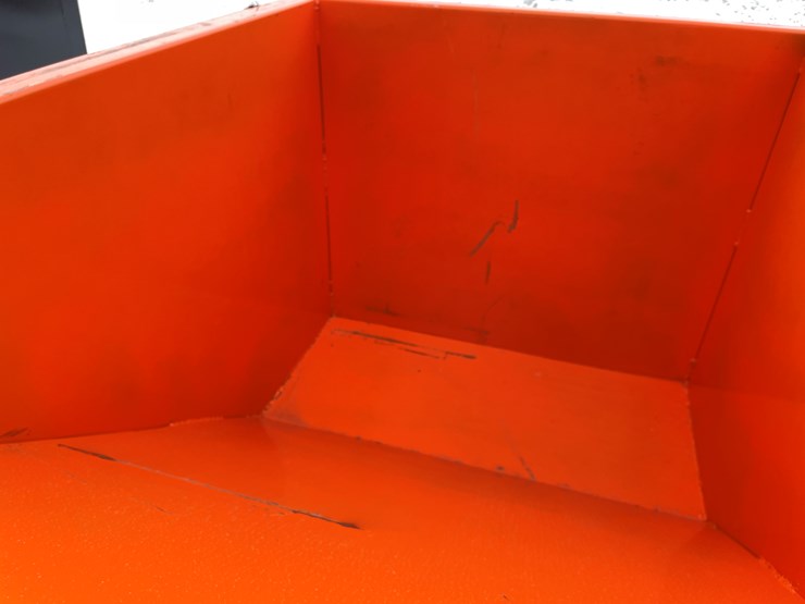 #2003-•-2-yard-self-dumping-hopper-image-8