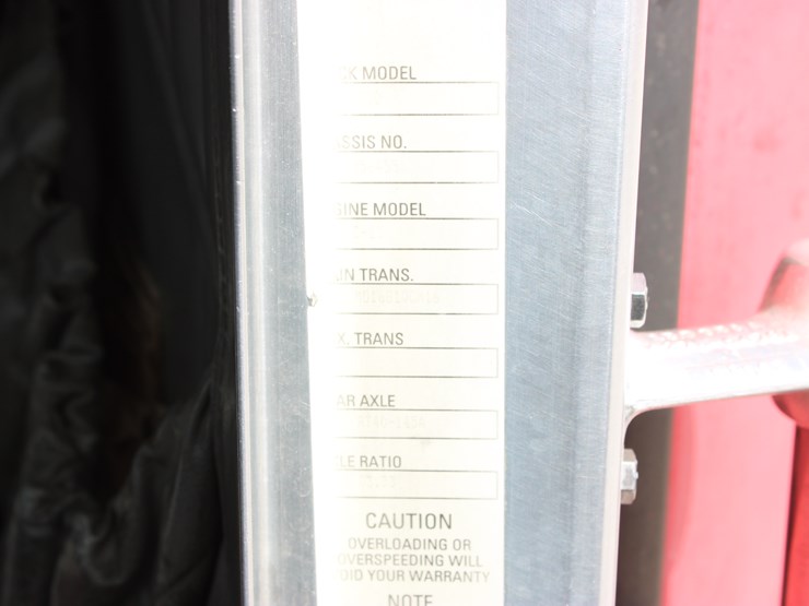 2004-kenworth-t800-image-91