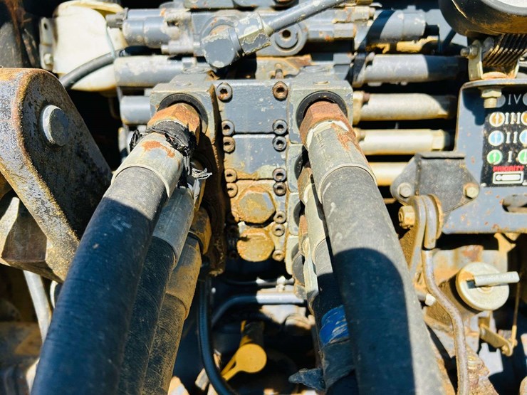 caterpillar-ch45-image-39