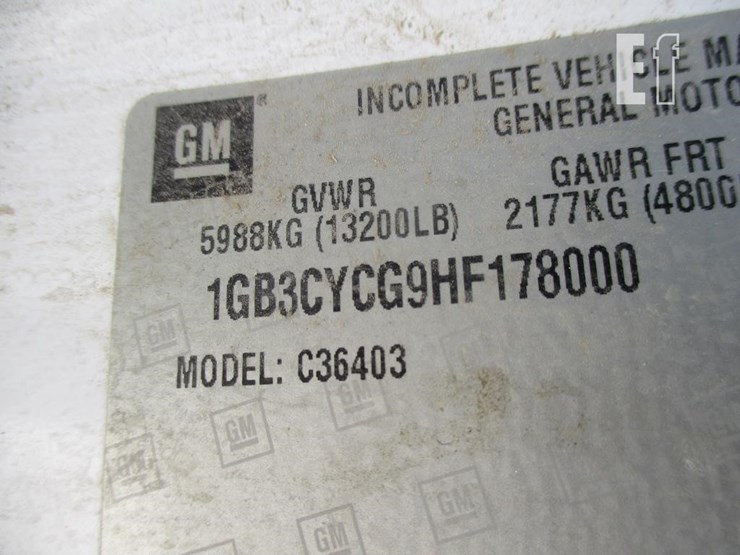 2017-chevrolet-3500hd-image-16