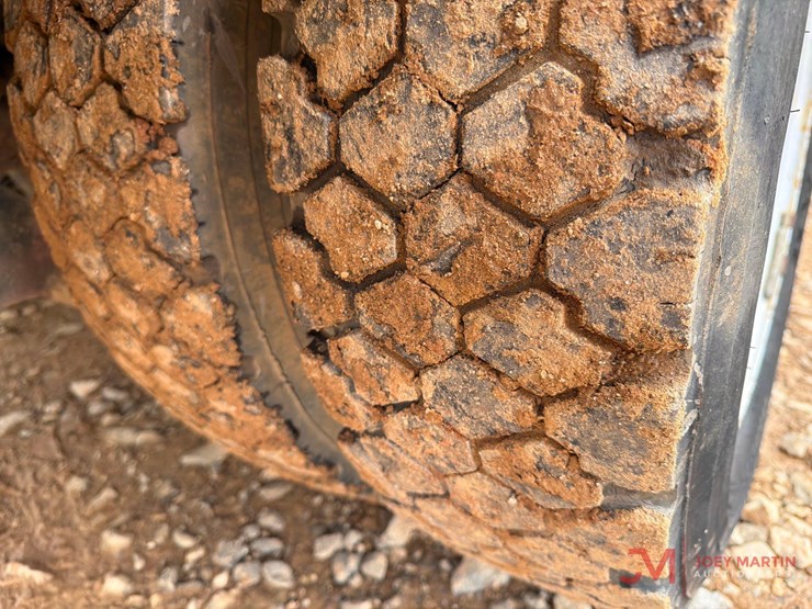 1997-chevrolet-3500-image-15