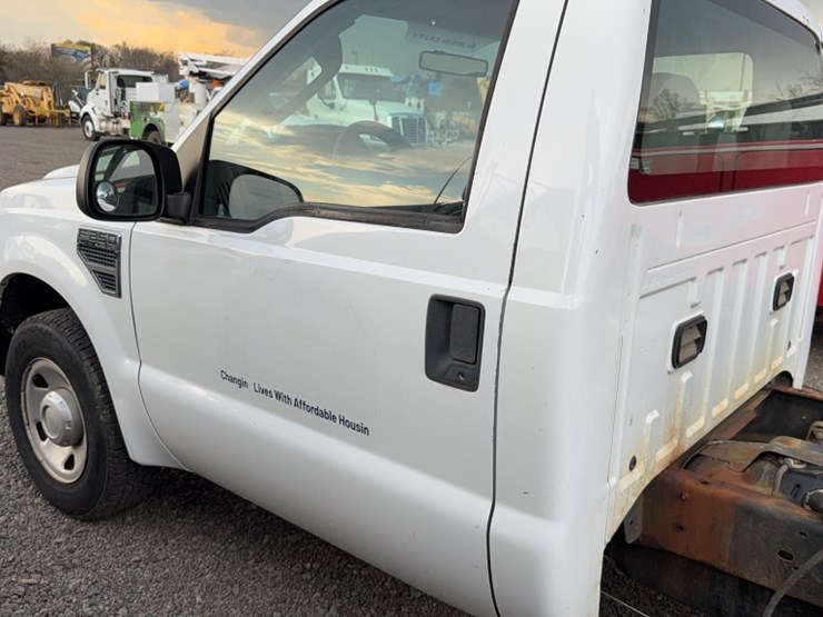 2008-ford-f250-image-10