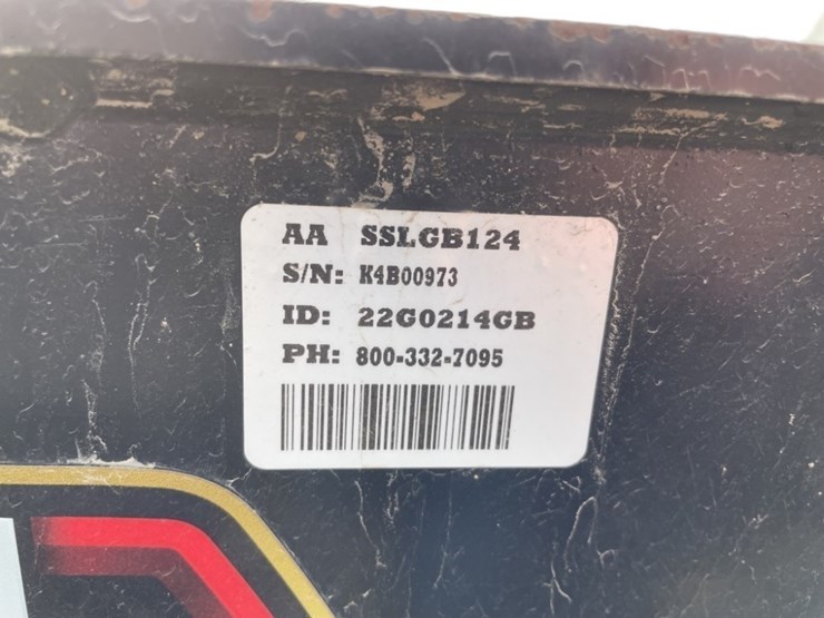 2022-caterpillar-gb124-grader-blade-image-3