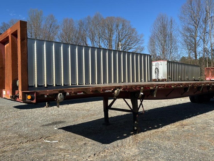 great-dane-flatbed-image-1