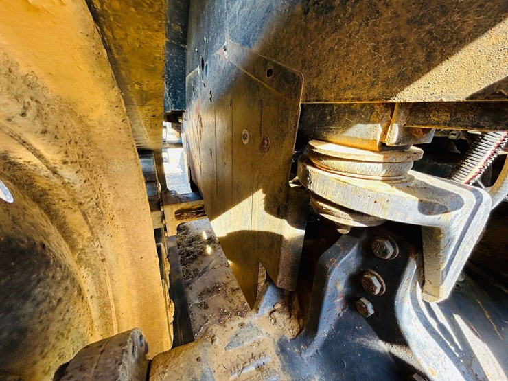 caterpillar-ch45-image-35