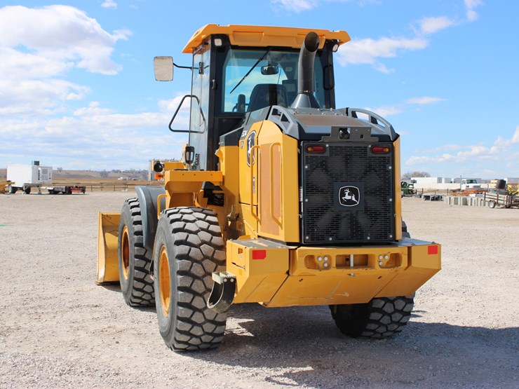 2021-deere-524p-image-3