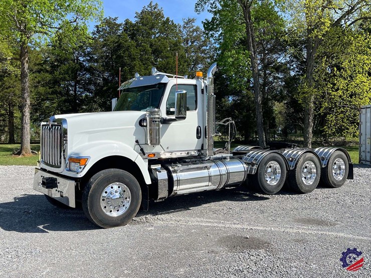 2024-international-hx520-image-1