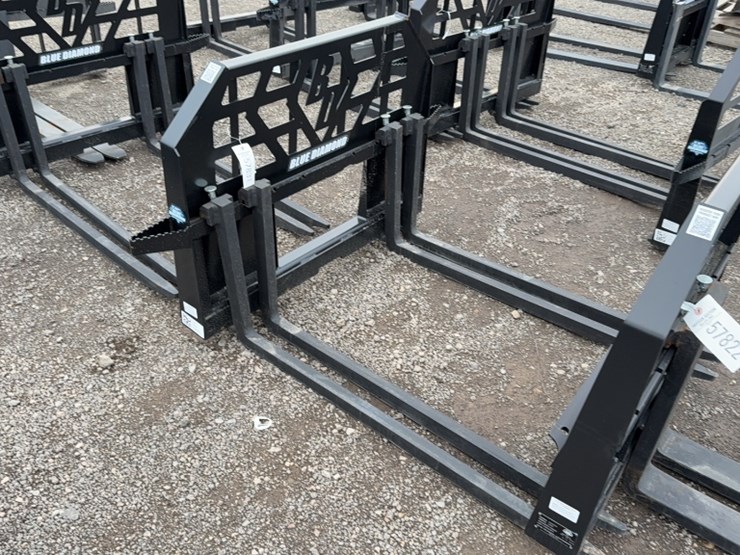 #2021-•-blue-diamond-48"-skid-steer-block-pallet-forks-image-1