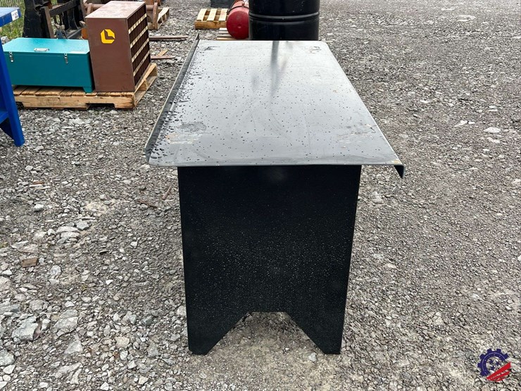 2024-kc-5’-steel-workbench-image-8