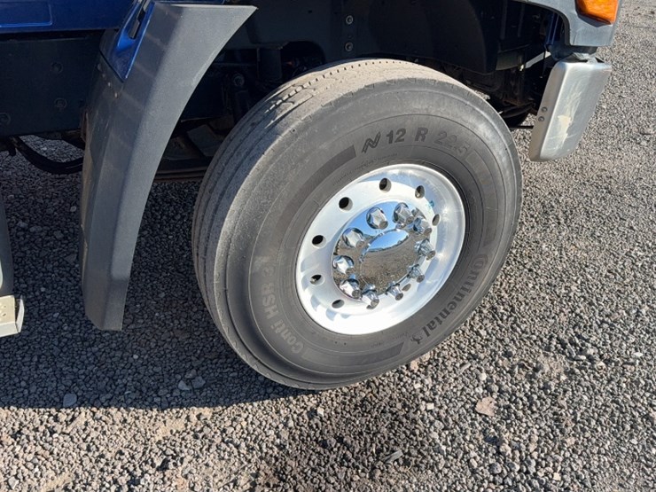 2016-caterpillar-ct660-image-5