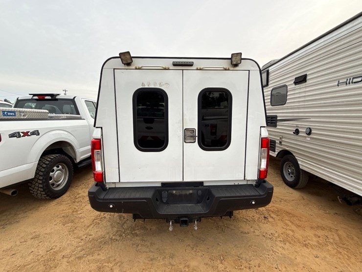 2019-ford-f250-image-5