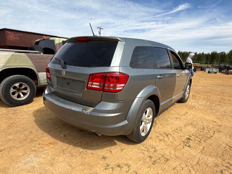 2009-dodge-journey-image-3