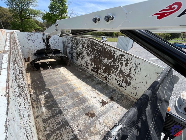 2025-kenworth-t380-image-71