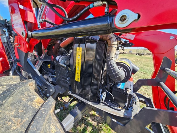 massey-ferguson-4710-image-19