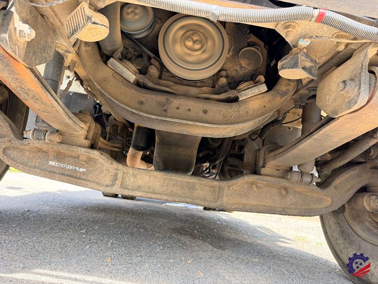 2007-international-7400-image-39