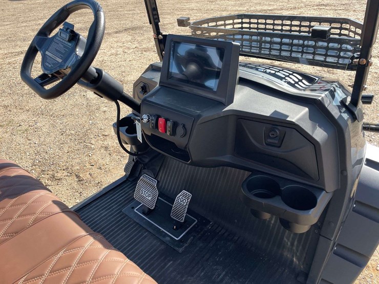 2025-sd-lanch-street-legal-4-seater-golf-cart-w/-on-board-charger-(1-mile-showing)-image-15