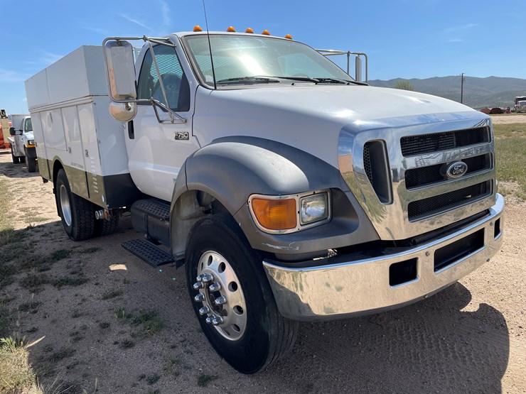ford-f750-image-14