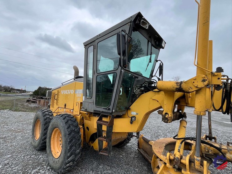 2003-volvo-g710b-image-49