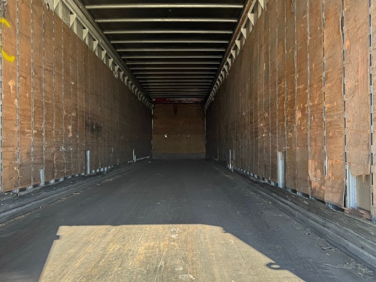 great-dane-53ft-image-14