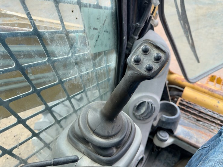 2011-caterpillar-272c-image-20