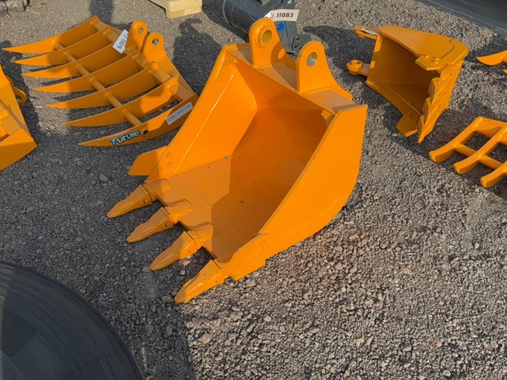 caterpillar-307-image-2