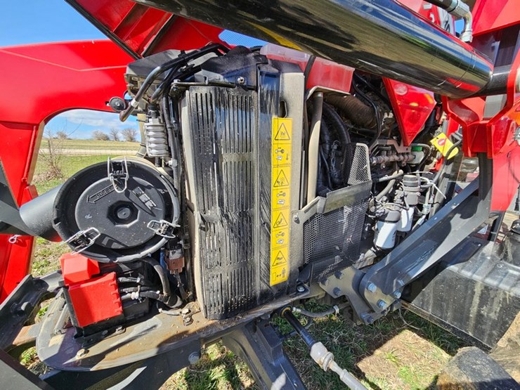 massey-ferguson-4710-image-17