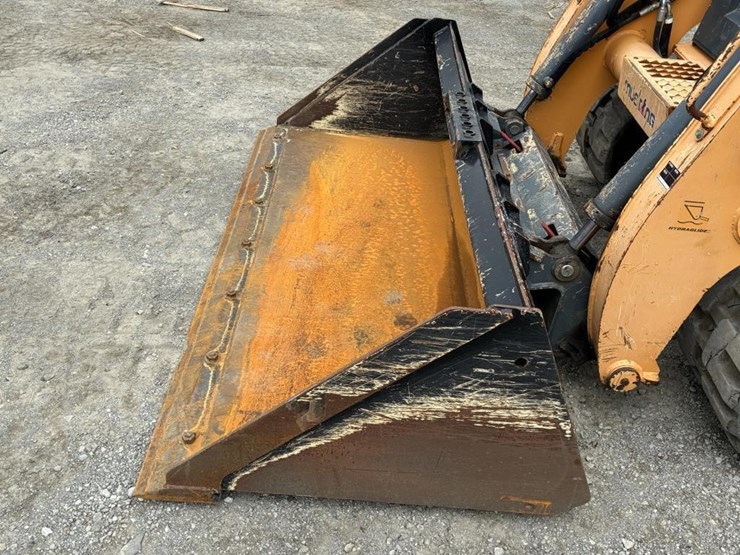 2012-mustang-2500rt-image-5