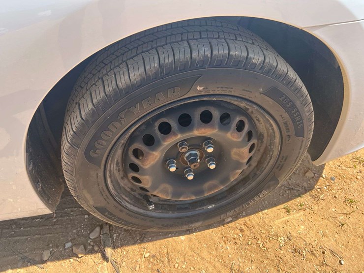 2017-nissan-sentra-sv-4-door-sedan-(169,691-miles)-image-27