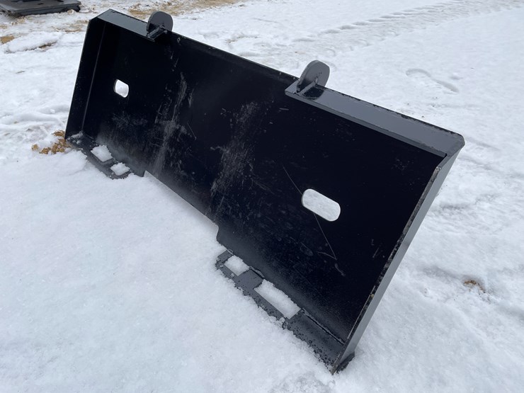 #2018-•-skid-steer-mount-trailer-mover-attachment-plate-image-4