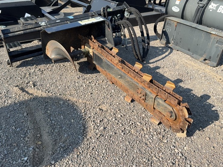 #2066-•-cat-skid-steer-trencher-image-1