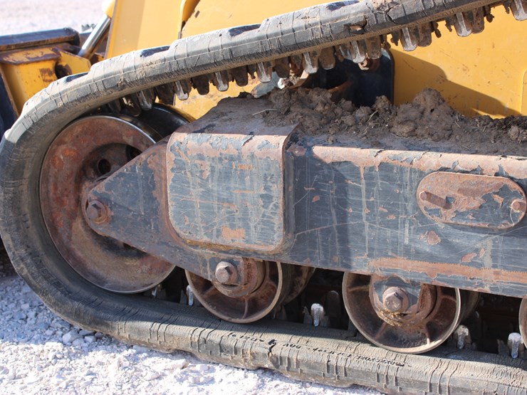 deere-ct322-image-22