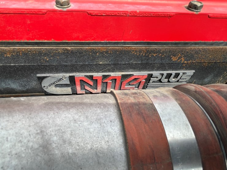 2000-kenworth-w900l-image-38