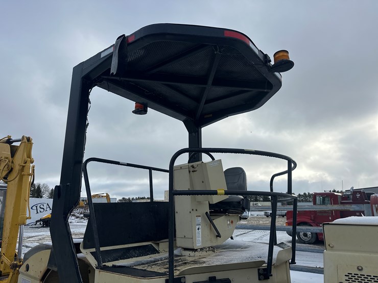 2002-ingersoll-rand-dd110hf-image-12