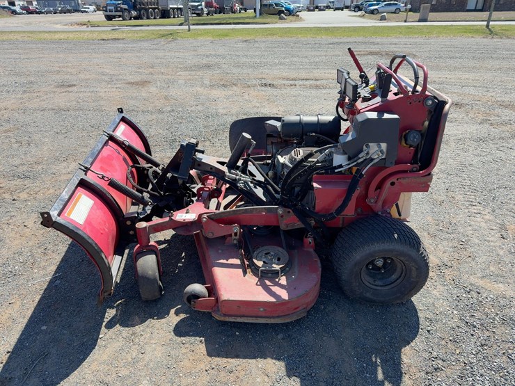 toro-stander-mower-image-2