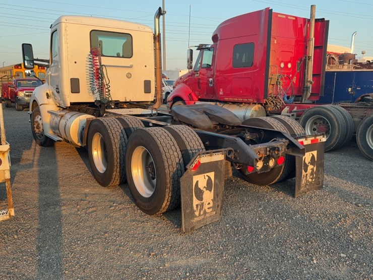 2019-kenworth-t680-image-9